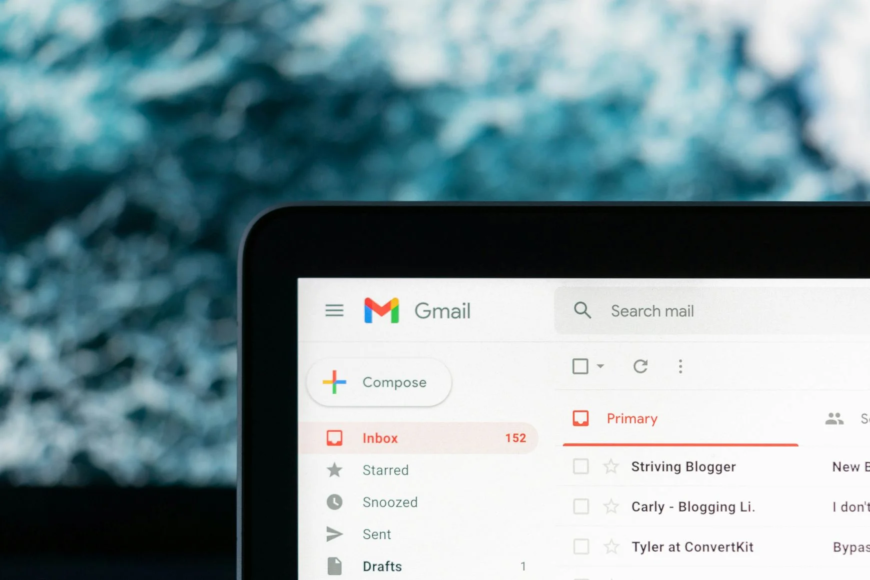 How To Write A Promotional Email That Doesn't Feel Pushy