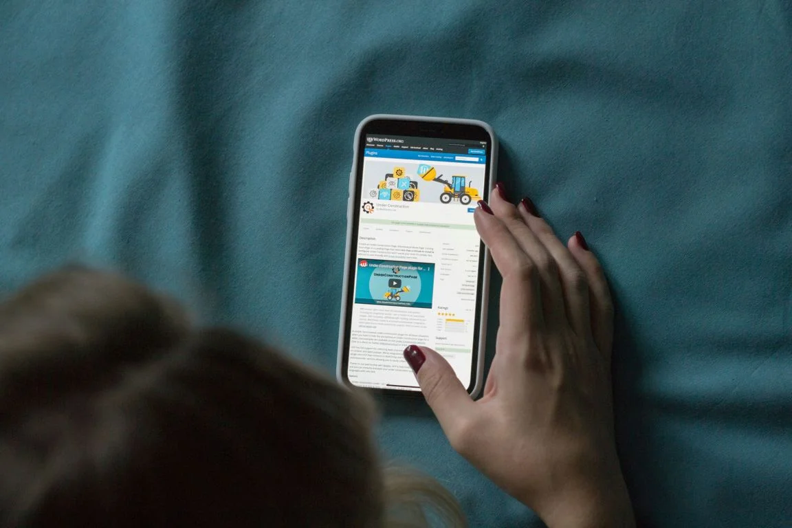 How To Improve Your Website's Mobile Experience To Win More Customers