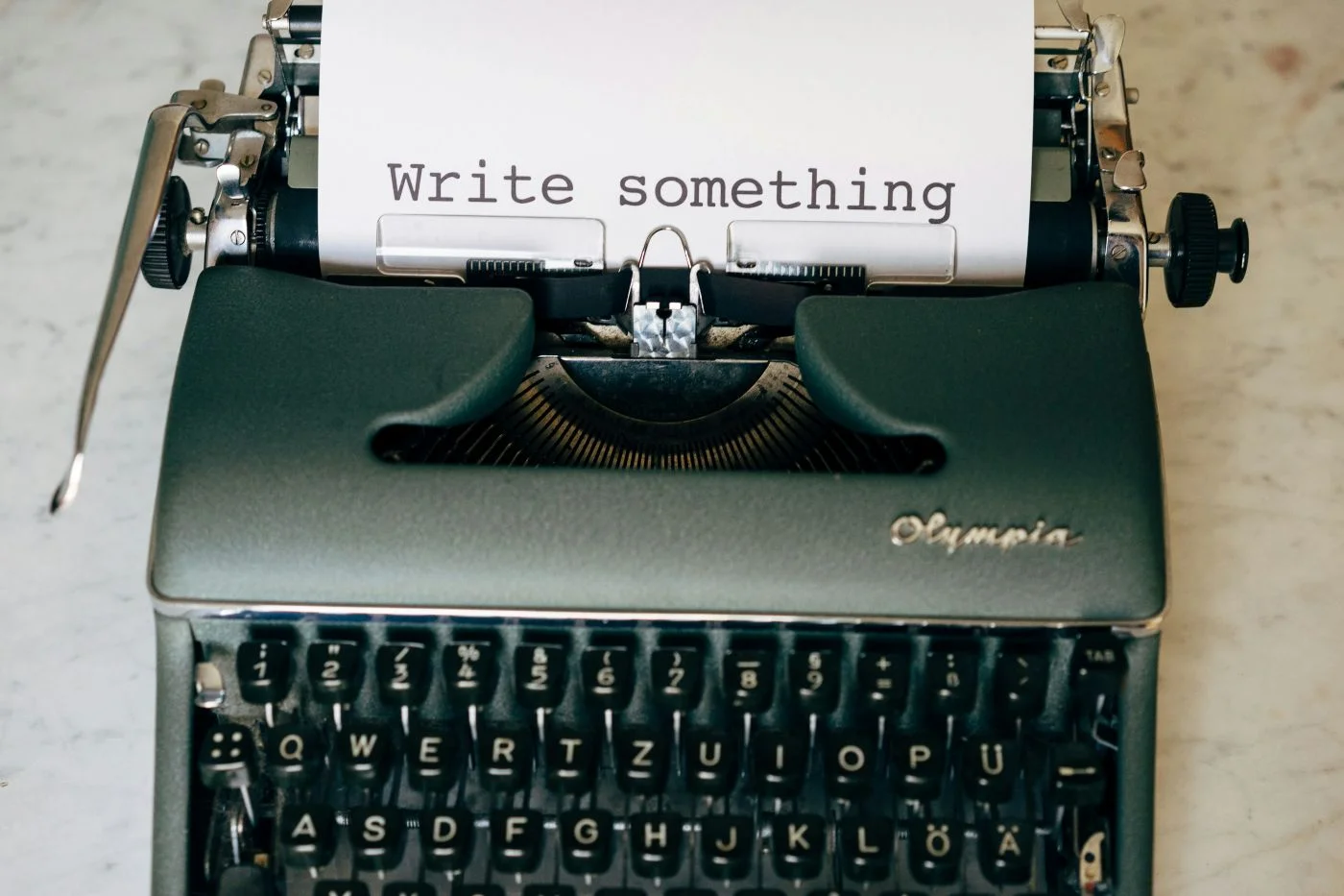 How To Write A Homepage That Converts Visitors Into Customers
